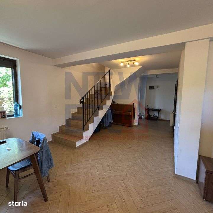 Casa tip triplex Popesti Leordeni - Strada Sfanta Agnes - Imagine principală: 2/18