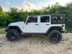 Jeep Wrangler - 16