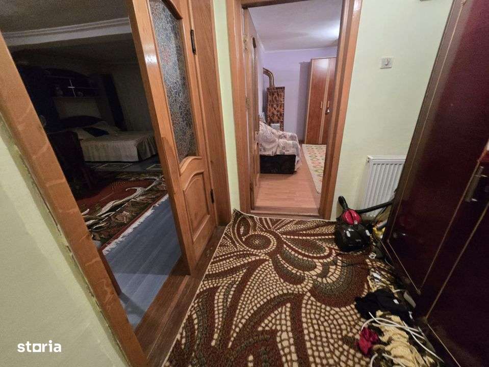 Casa si teren intravilan in suprafata de 1730 mp, Maracineni-2
