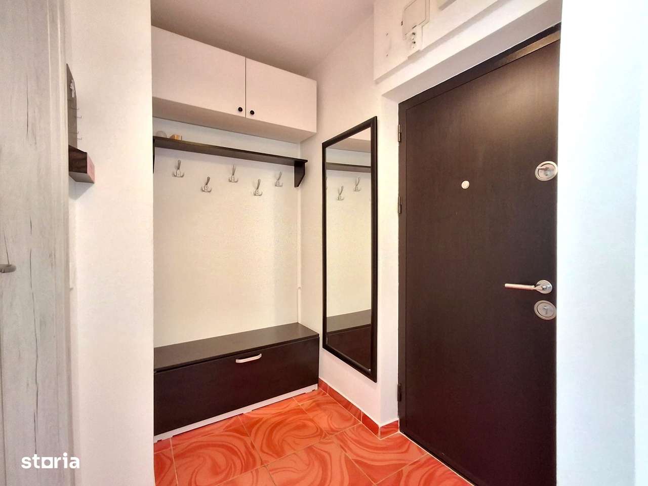 De Vanzare Apartament 2 Camere - Imagine principală: 3/13