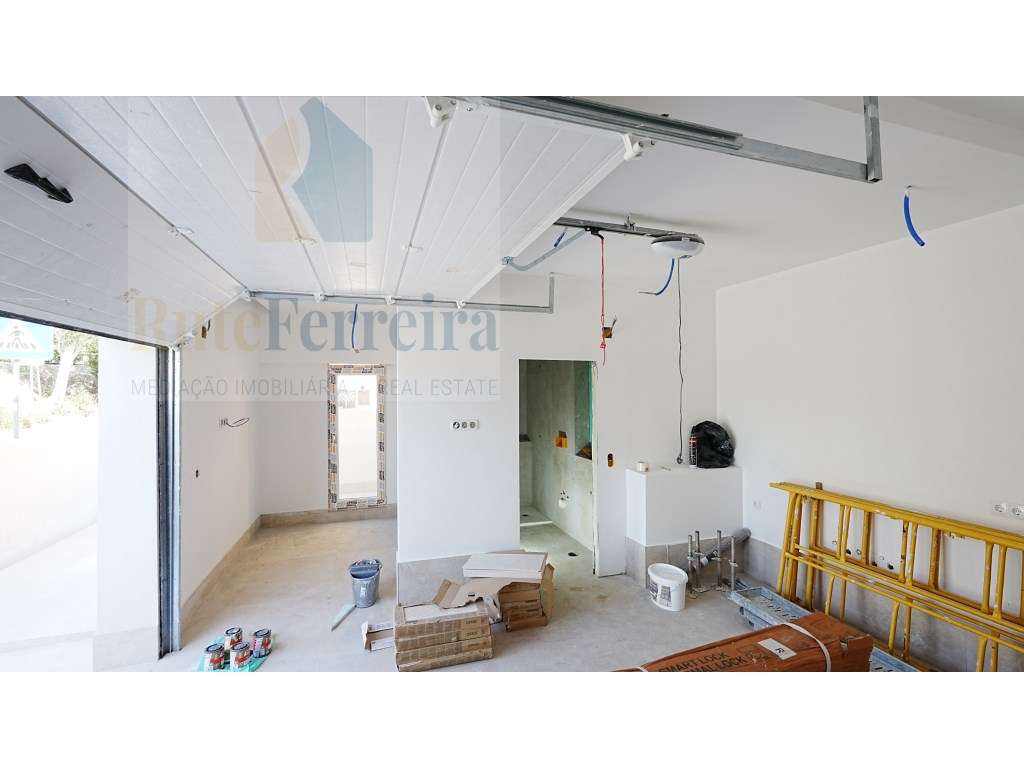 Excelente Moradia T3 totalmente remodelada em Torres Vedras!-22