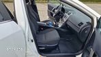 Toyota Avensis 2.0 D-4D Premium - 32