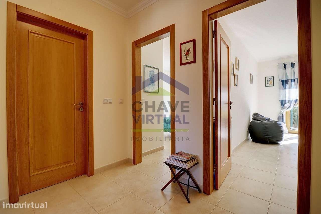 Apartamento T3 com Garagem e Arrecadação - Centro Lourinhã-9