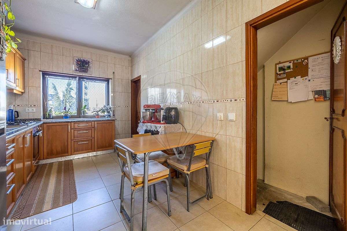 Moradia T4 para venda-11