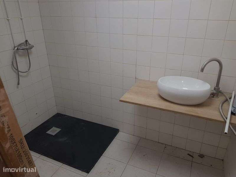 Cedo Espaço / Open Space /T0 - Grande imagem: 3/9