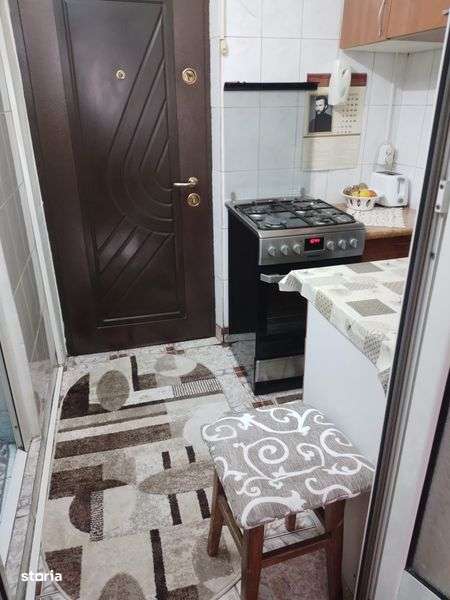 Vand garsoniera sau schimb cu apartament - Imagine principală: 4/8