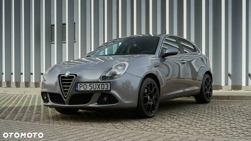 Alfa Romeo Giulietta 2.0 JTDM Distinctive - 1