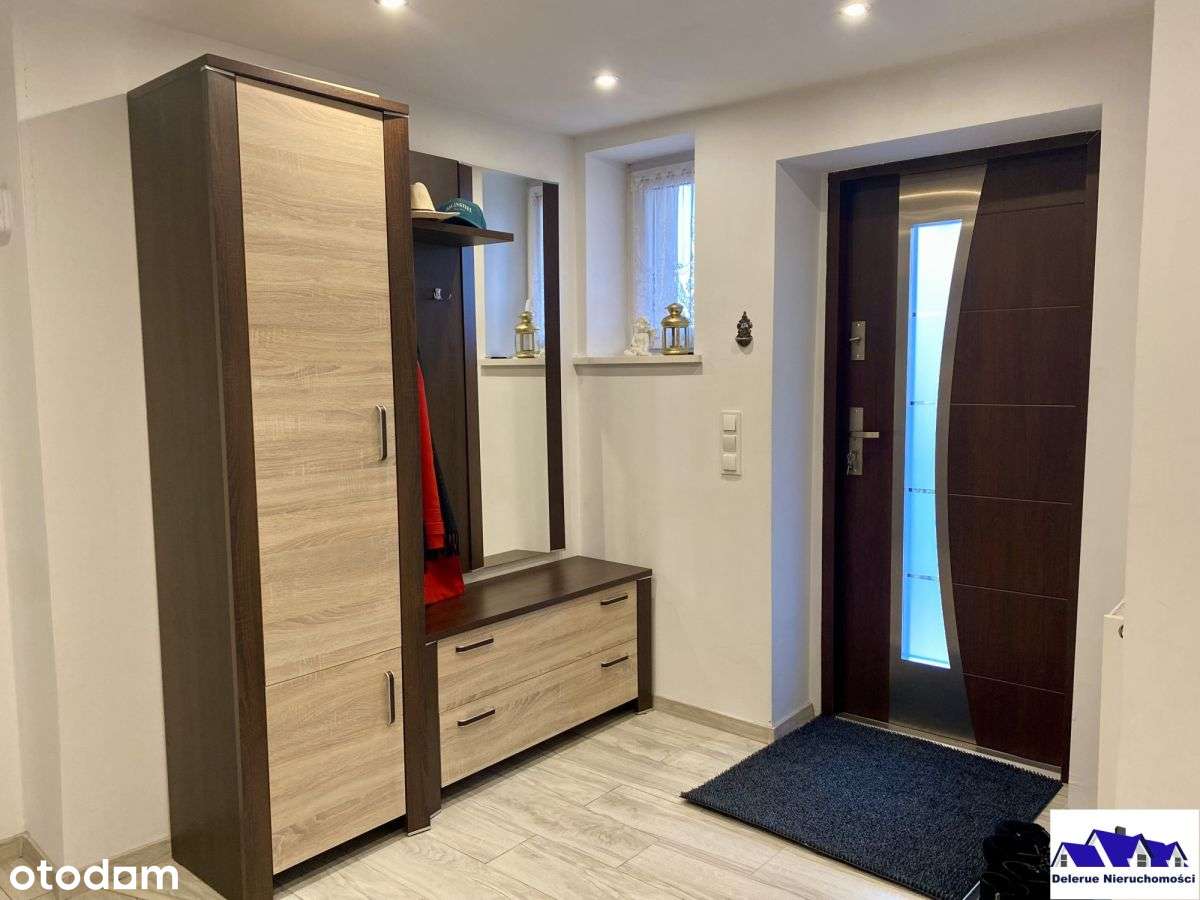 Duży dom wolnostojący wydzielone dwa mieszkania-17