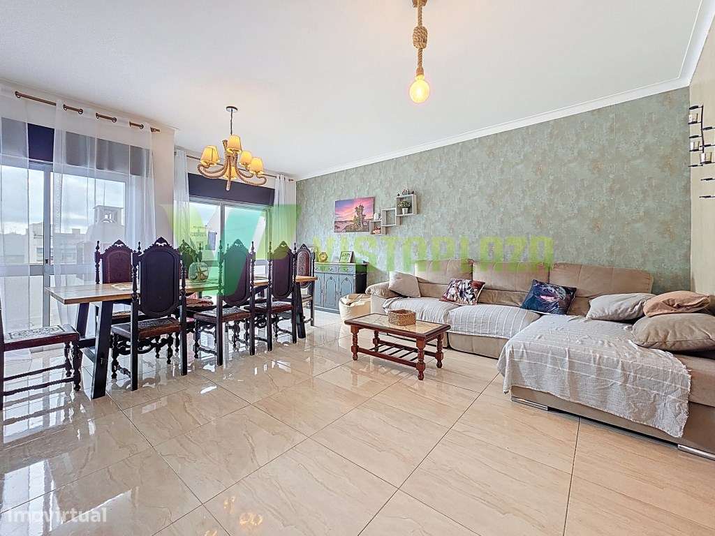 Apartamento Duplex T3 Remodelado no Centro de Portimão-0