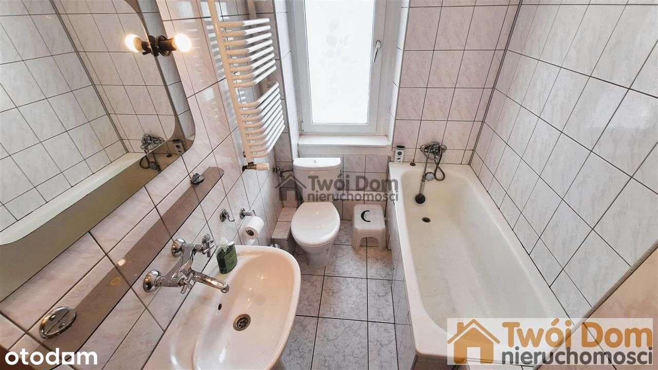 Parter, 3 pokoje, zabudowany balkon, niskie koszty - Pełny obrazek: 4/11