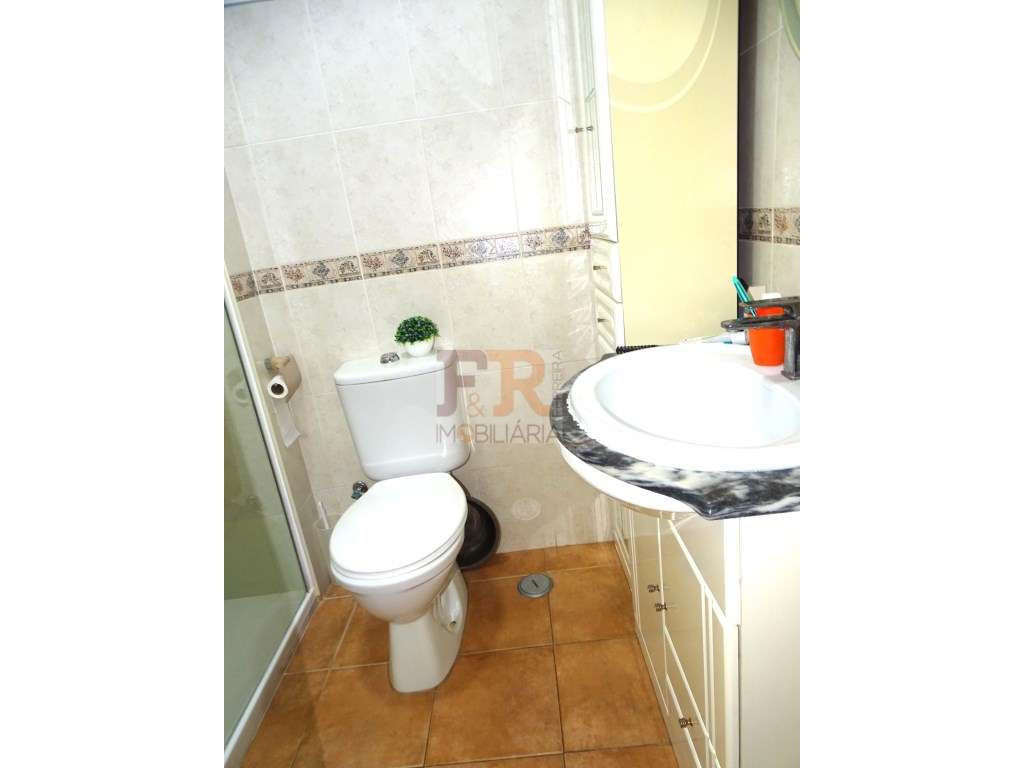 'Excelente 'Apartamento T2 Alto Seixalinho, Verderena Barreiro-24