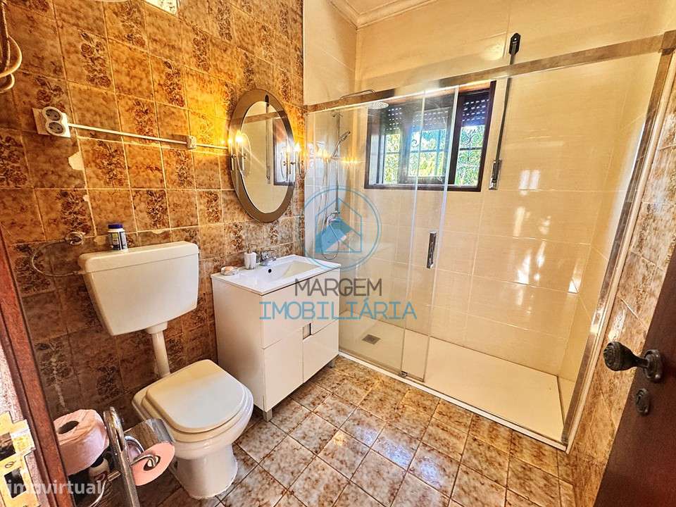 Moradia T3 com jardim e terreno | Lousado-21
