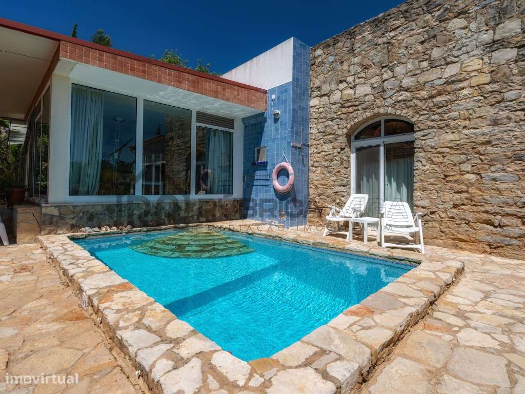Propriedade Única em Zona Privilegiada com Vista Mar e Piscina - Loulé-49