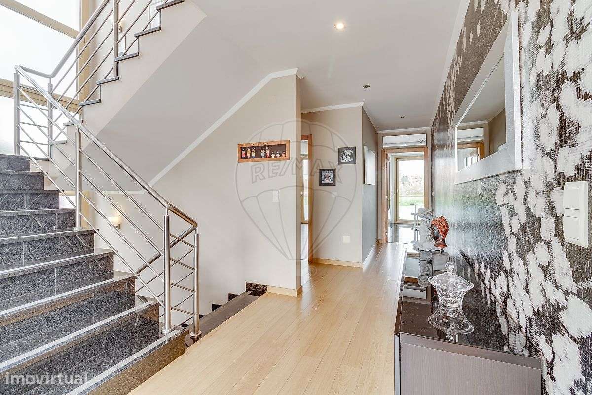 Moradia T4 para venda-13