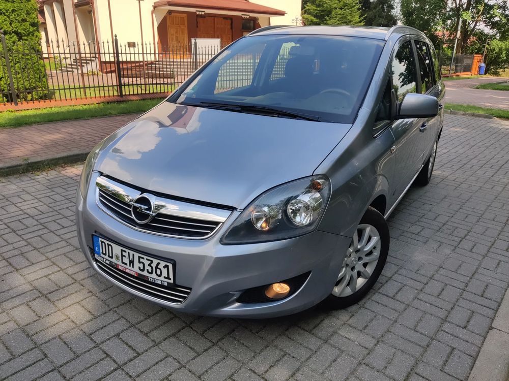 Opel Zafira B (2005-2014) 1.8 Design Edition 2011