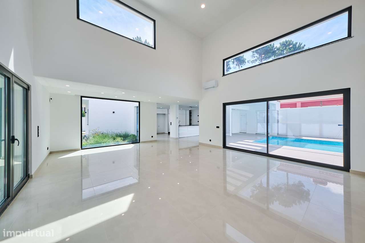 Moradia Isolada com piscina, Verdizela, Seixal-10