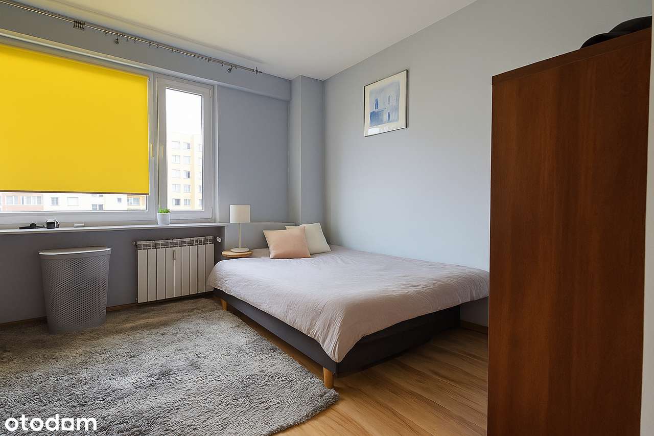 Dwa pokoje, Metro ks. Janusza-4