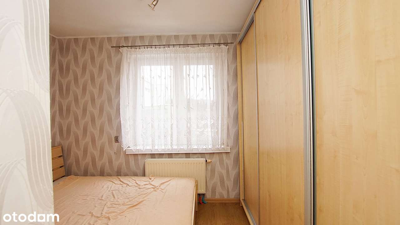 Dwa domy mieszkalne na działce 1100m2-8