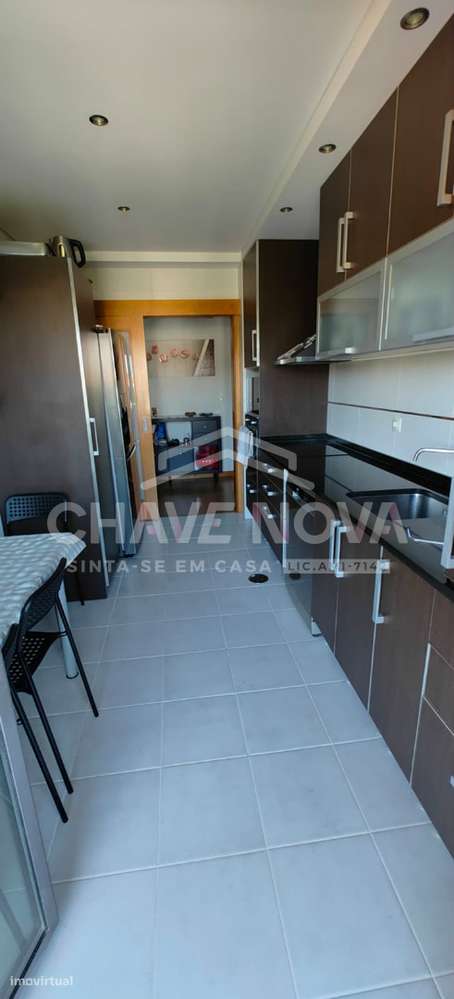 Apartamento Duplex T2 + 1 em São Bernardo - Grande imagem: 3/25