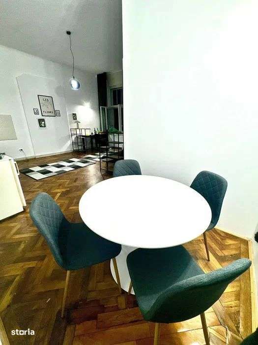 Apartament 3 camere, loc de parcare, cladire istorica, Centru - Imagine principală: 5/8