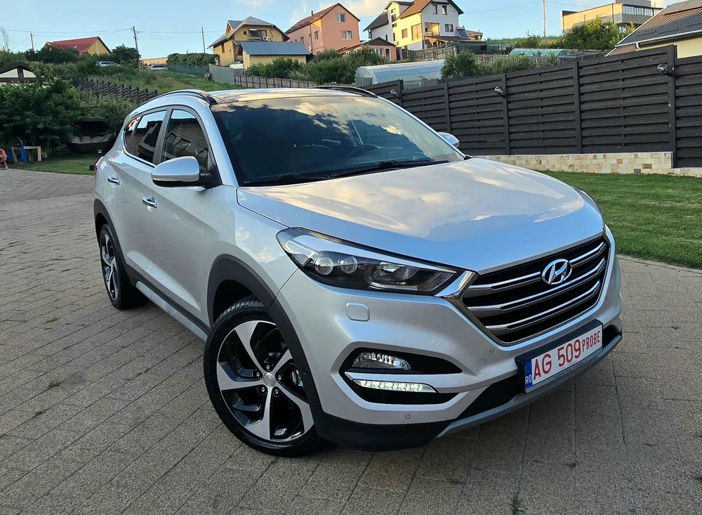 Hyundai Tucson III [2015 - 2020] 2.0 CRDI 4WD 6AT Luxury Pack+ 2017