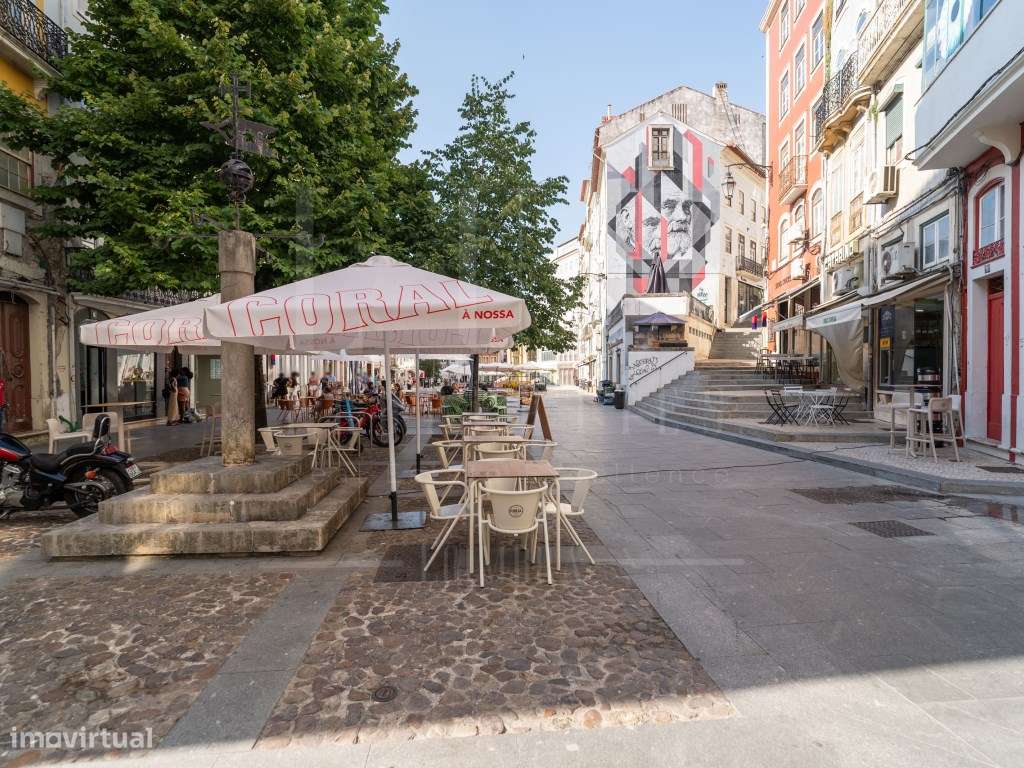 TRESPASSE | Bar Coral e Alojamento Local | Praça do Comércio, Coimbra - Grande imagem: 4/38