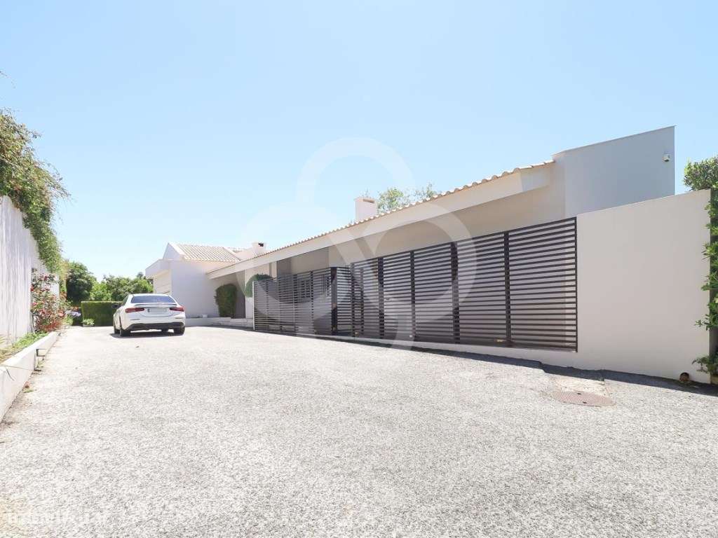 Moradia T6 Isolada no Estoril com piscina e garagem mais espaços ve...-28