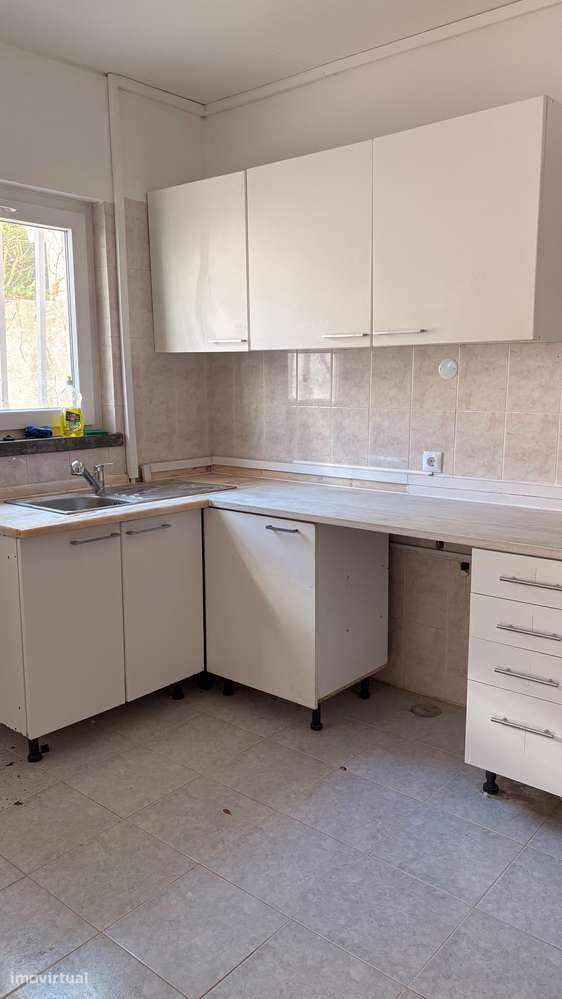 Moradia T5 com jardim e garagem em Cascais - Grande imagem: 4/33