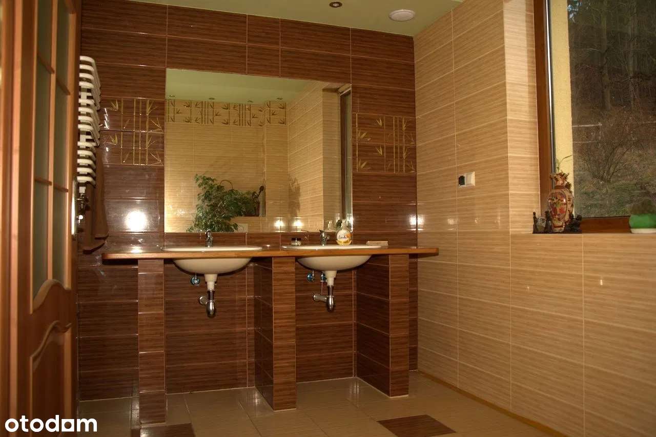 Unikalna rezydencja na przedmieściach Kłodzka-10