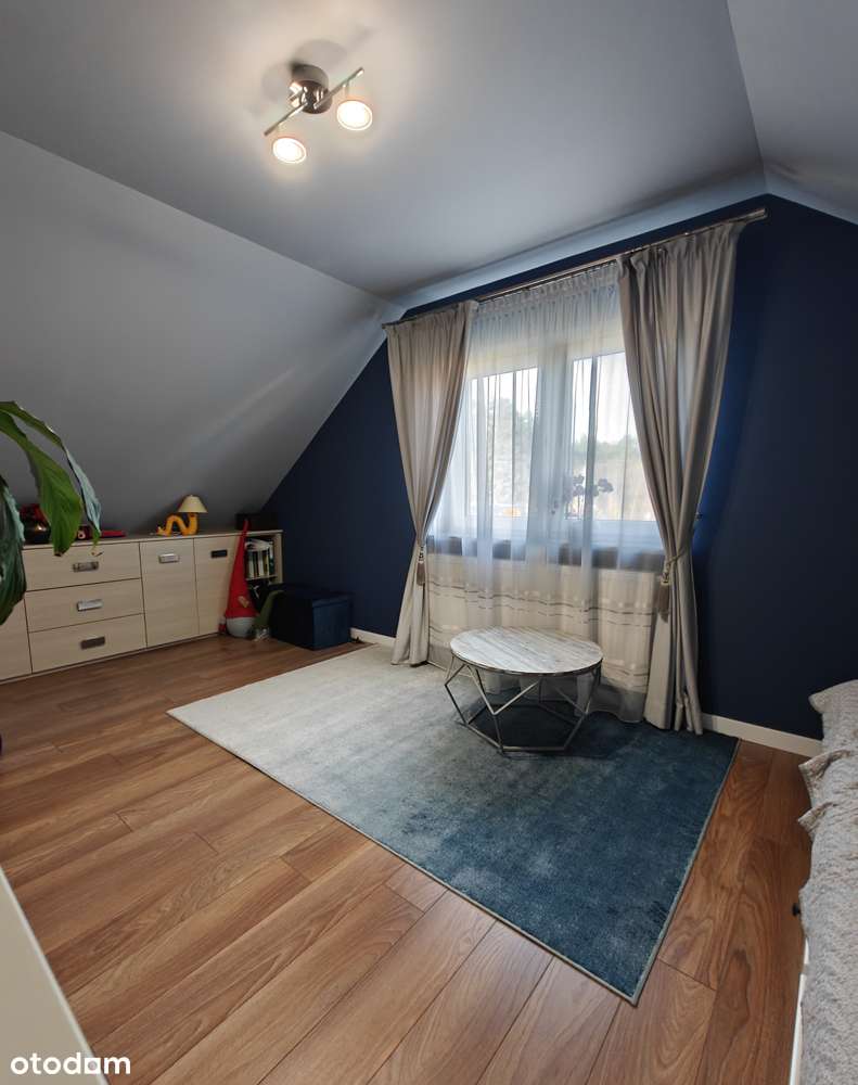 Interesujący dom wolnostojący z garażem ● 5 pokoi ● Działka 700mkw-14