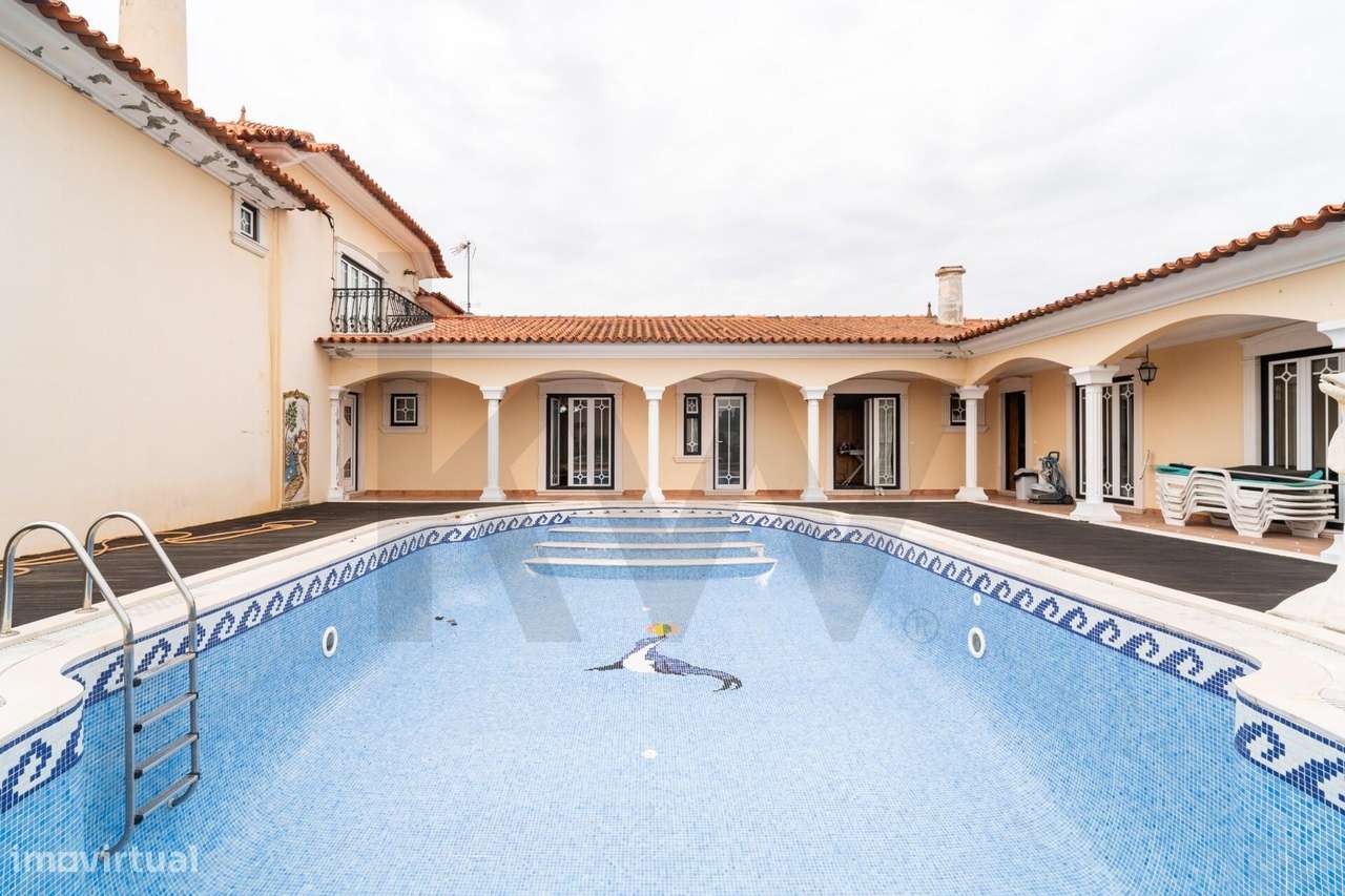 Coimbra/Mealhada - Moradia T5  Inserida em zona tranquila e soalheira - Grande imagem: 2/52