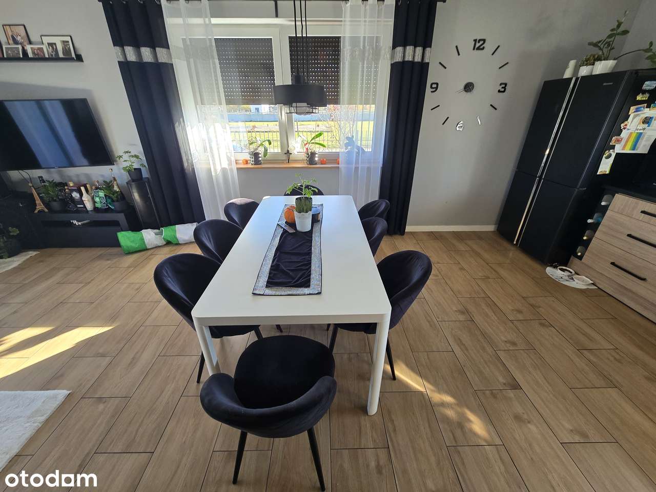 Budynek mieszklany na sprzedaż-13