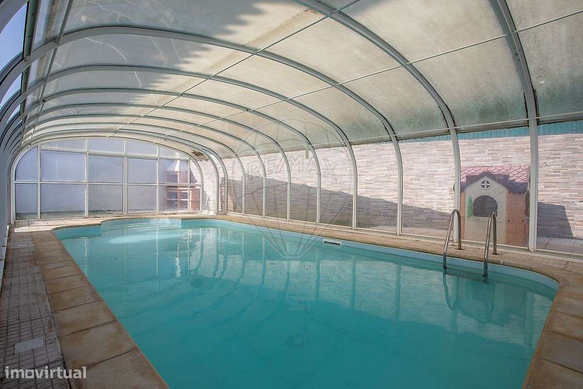 Moradia T4 para venda-10