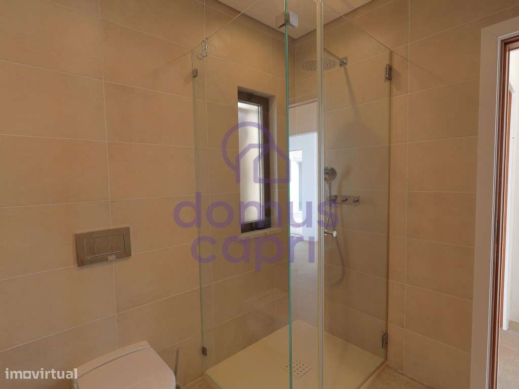 Moradia T3 com Piscina e Terreno em Porto Carvalhoso - Tavira-32