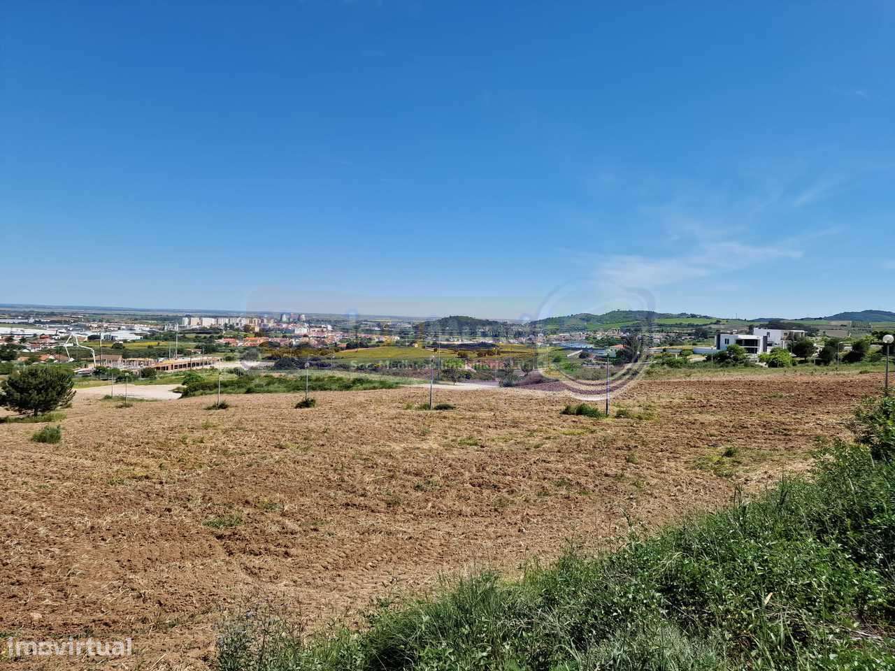 Terreno urbano em Alenquer (ALQ009) - Grande imagem: 4/4