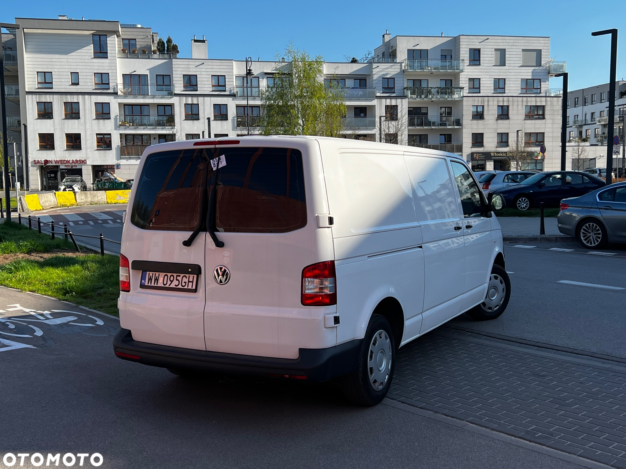 Volkswagen T5 Transporter - 2