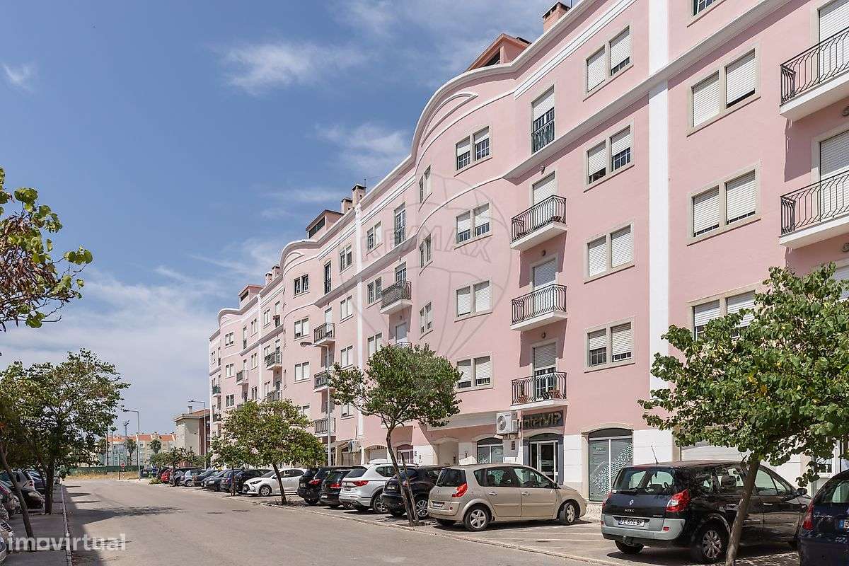 Apartamento T3 no Centro do Montijo-2