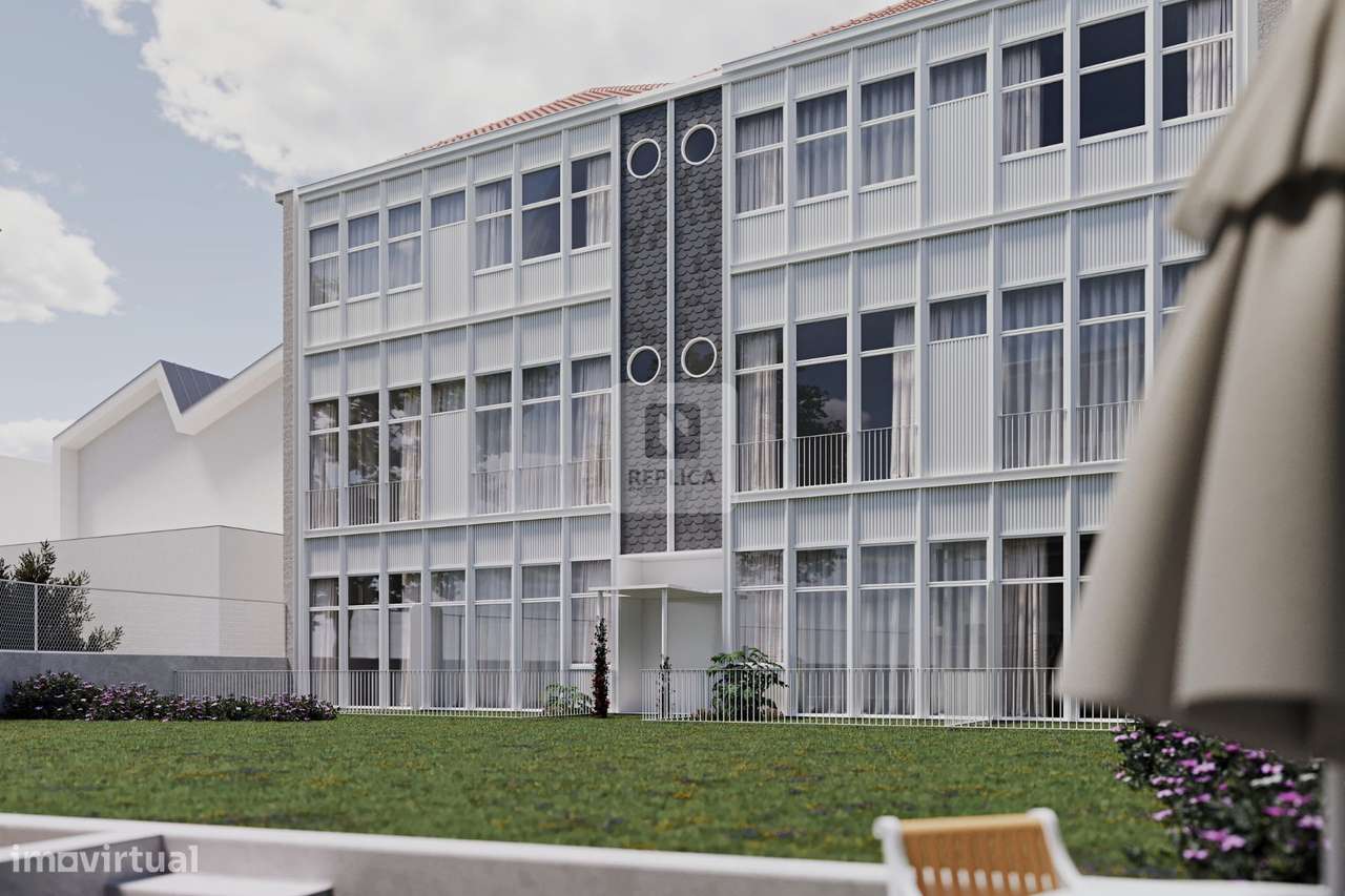 Apartamento T1, com mezzanine e varanda - Grande imagem: 3/14