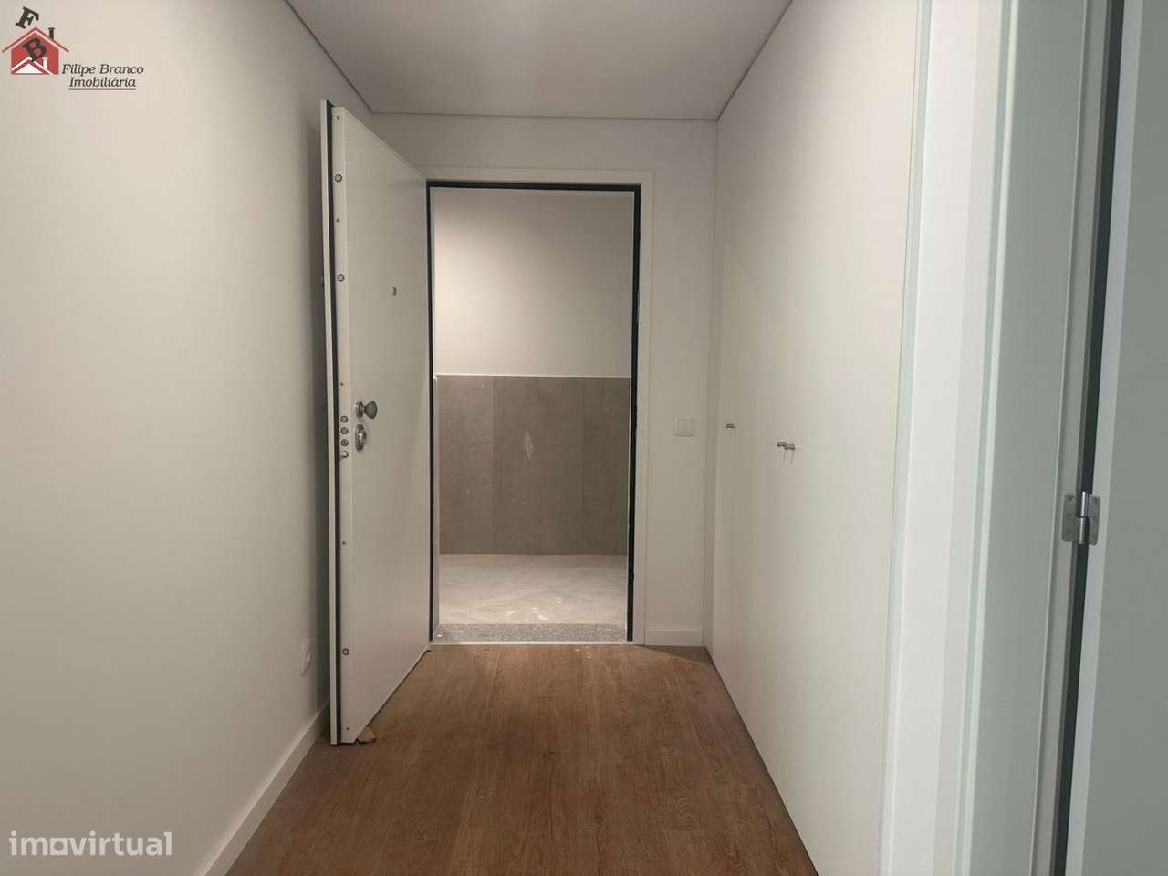 SENSACIONAL T2 NOVO VISTA MAR! GAIA ! PRONTO HABITAR-7