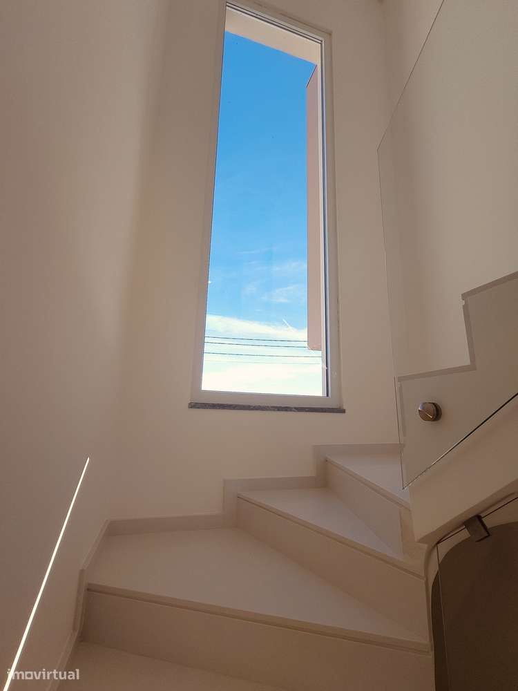 Moradia Geminada T3 com duas Suítes - Oferta 1% do valor de aquisição-24