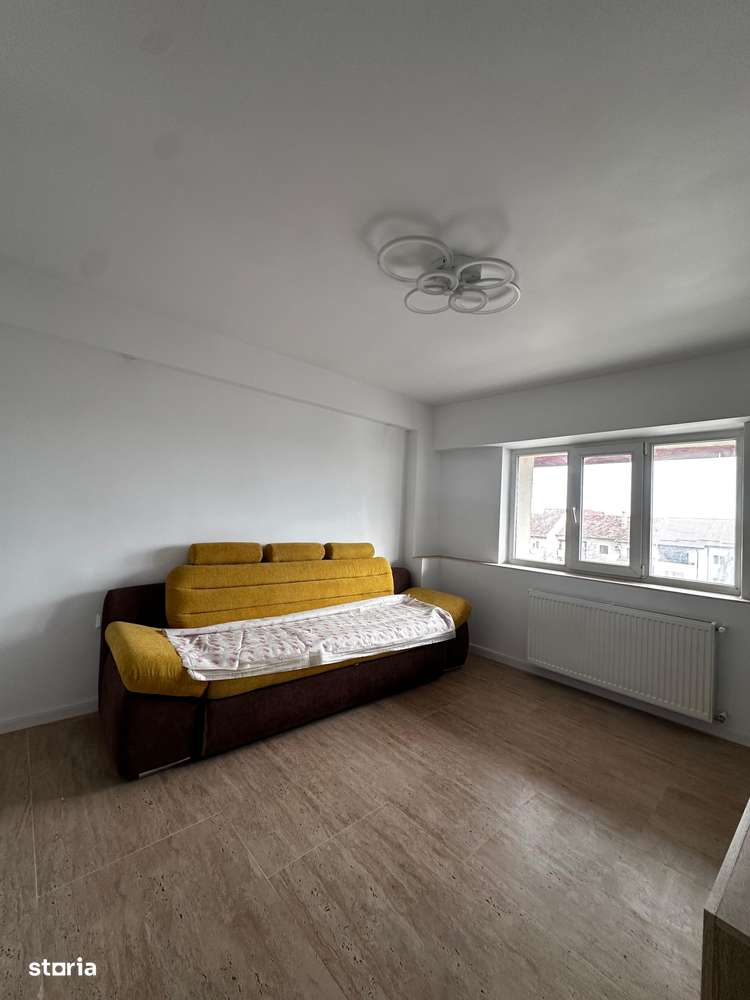 Apartament cu 2 camere - ultracentral DN 1 - Imagine principală: 3/9