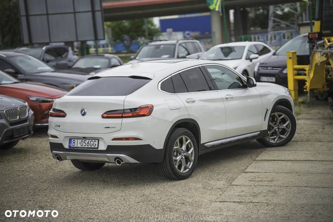 BMW X4 xDrive30i xLine - 9