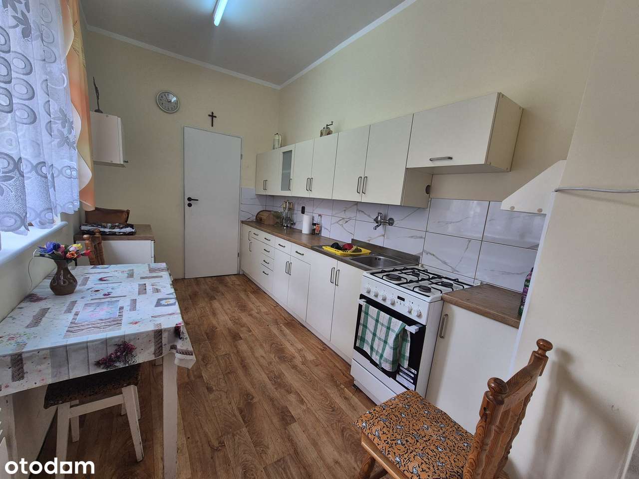 Duże, ustawne mieszkanie z ogródkiem na parterze!-8