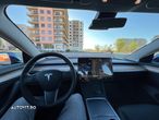 Tesla Model 3 - 14