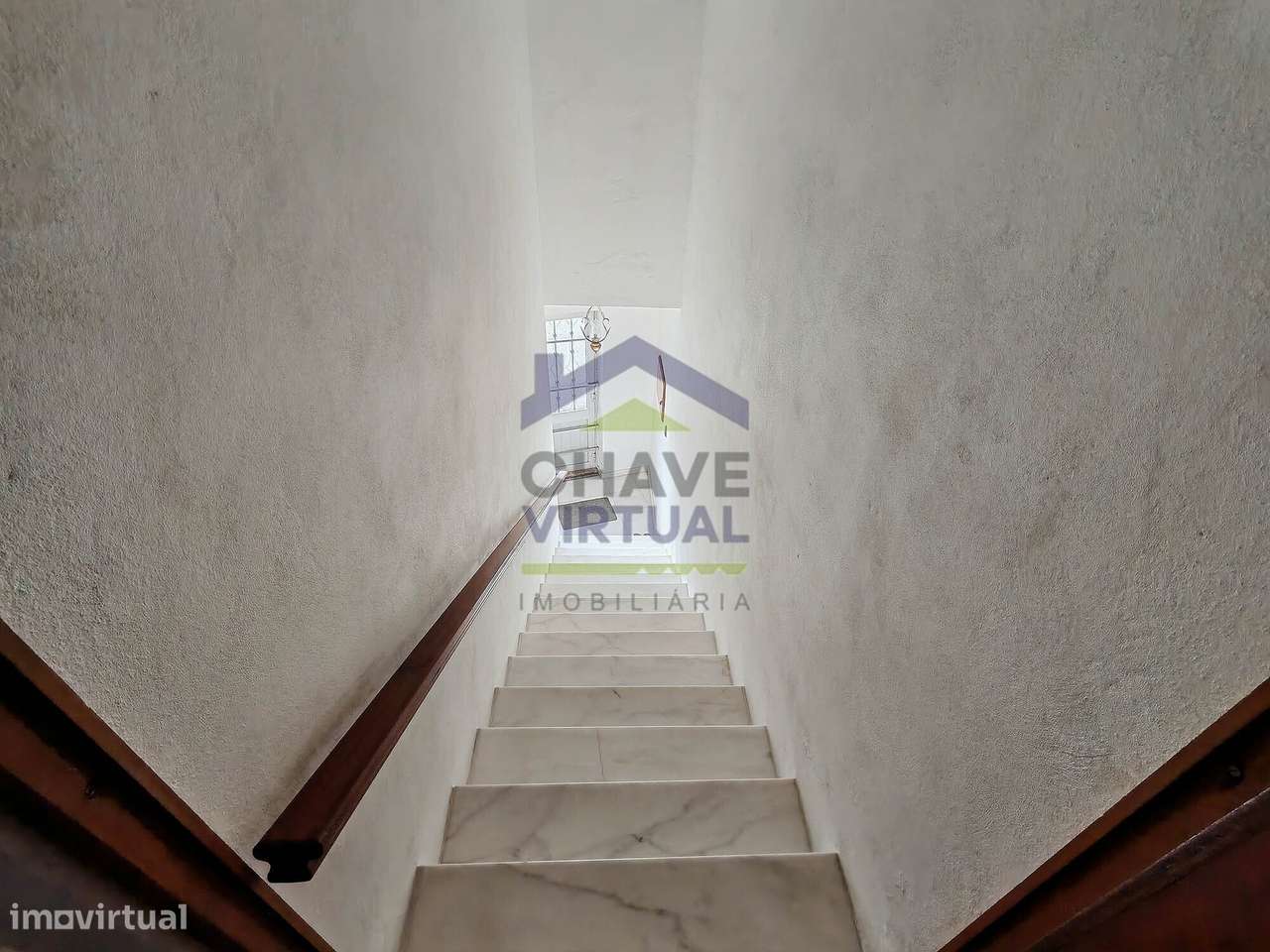 Moradia V2+1 com Terreno e Garagem - Delgada, Bombarral-20