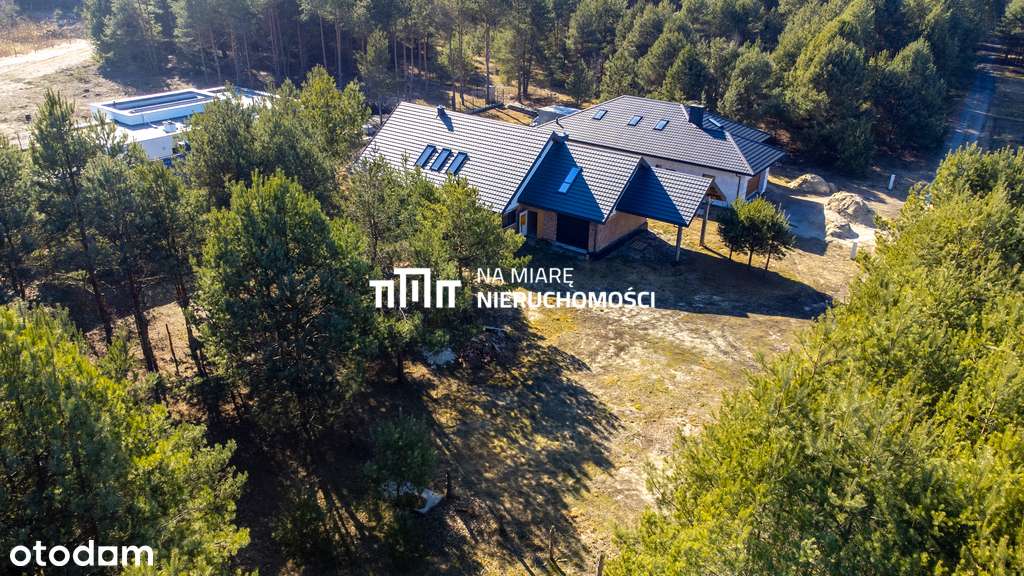 Garaż, Olbrzymi Salon, Sypialnie z łazienkami - Pełny obrazek: 4/20