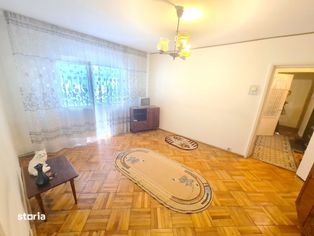 Apartament 3 camere, et. 1, Republicii, Bacau