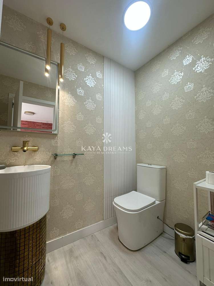 Salão de Cabelereiro para Trespasse em Ramada-Odivelas-10