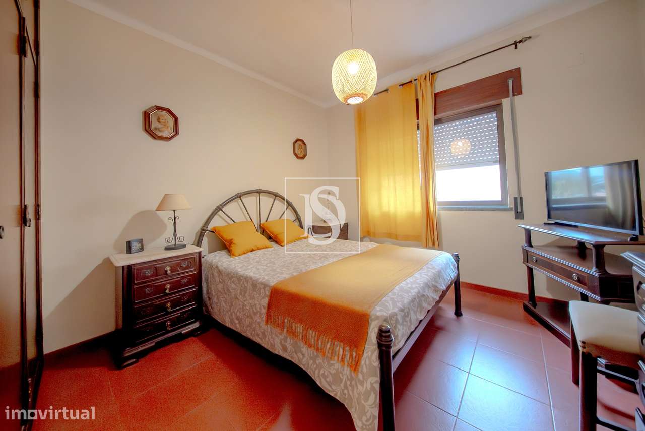 Moradia T3 + Lote Urbano 384m2 | Urb. Casal Tocha, Torres Novas-8