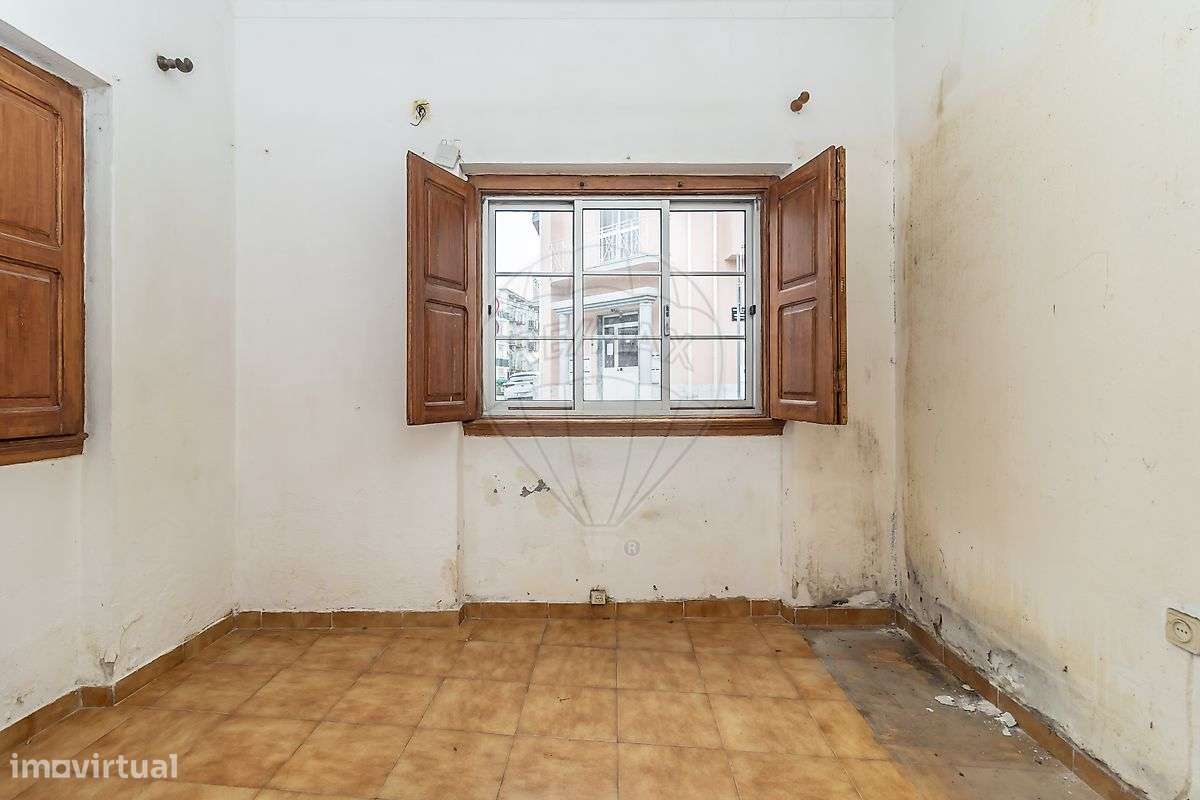 Moradia T2 para venda-3